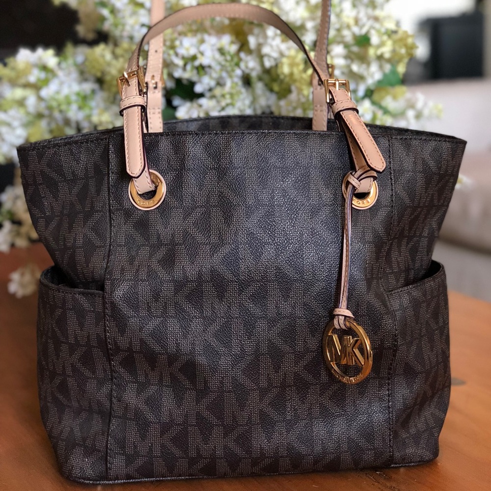 Michael Kors signature tote